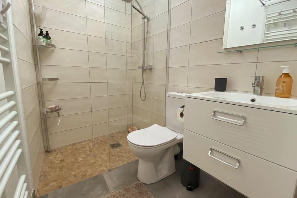 לה קרוטואה La Baie Latitude, Gite Proche Mer Avec Jardin מראה חיצוני תמונה
